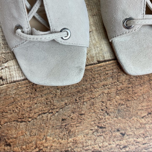 NEW Vince Camuto 8.5 Nahara Beige Suede Lace-up Sandal Block Chunky Heel - Picture 7 of 10